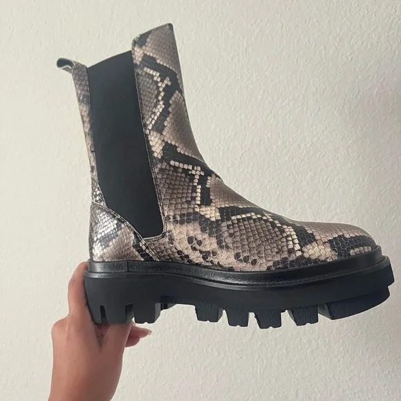 New! AllSaints Billie snake Embossed print Ankle Boots size 10 nwt - Picture 2 of 8